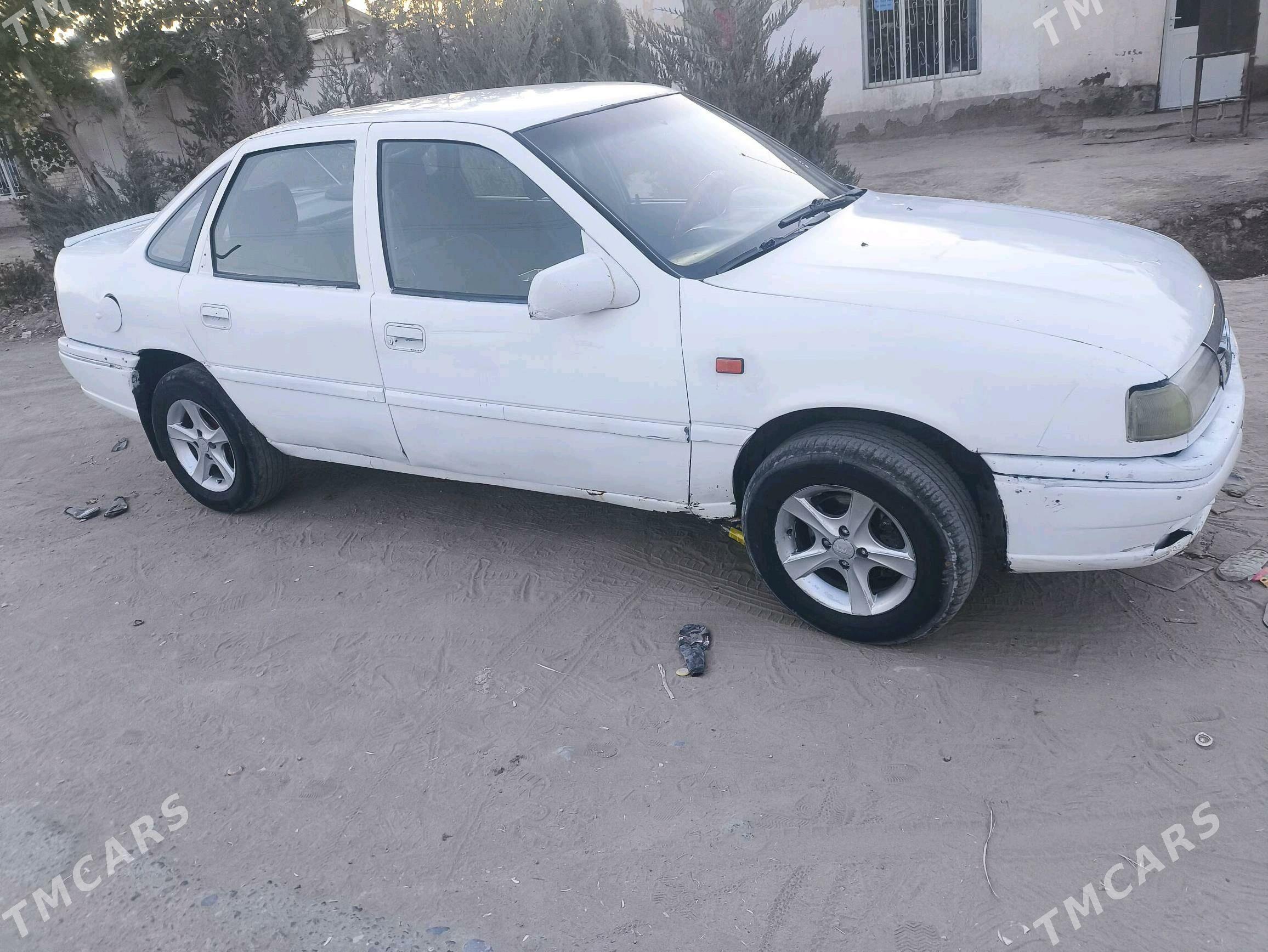 Opel Vectra 1994 - 25 000 TMT - Дарганата - img 3