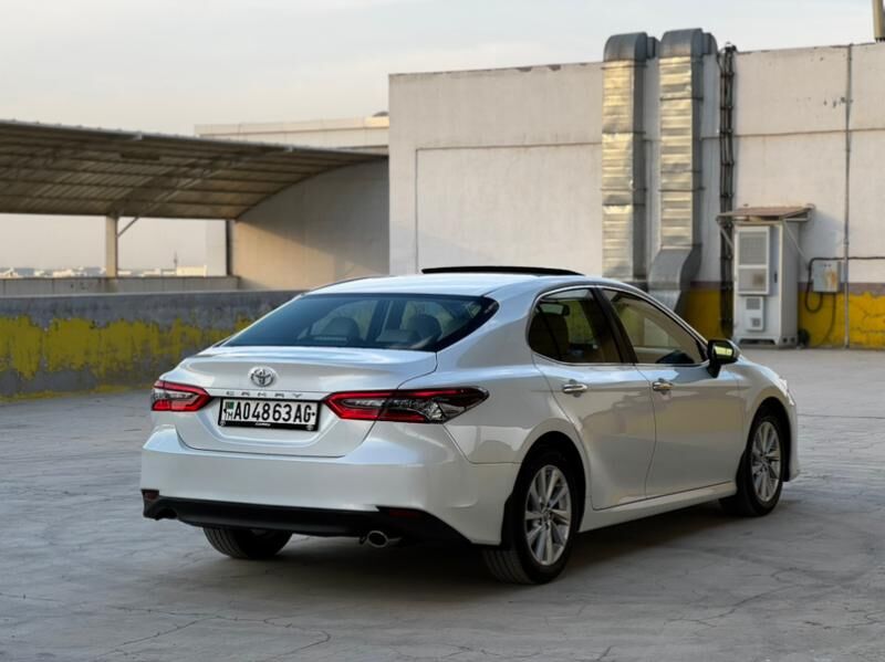 Toyota Camry 2022 - 368 000 TMT - Ашхабад - img 4