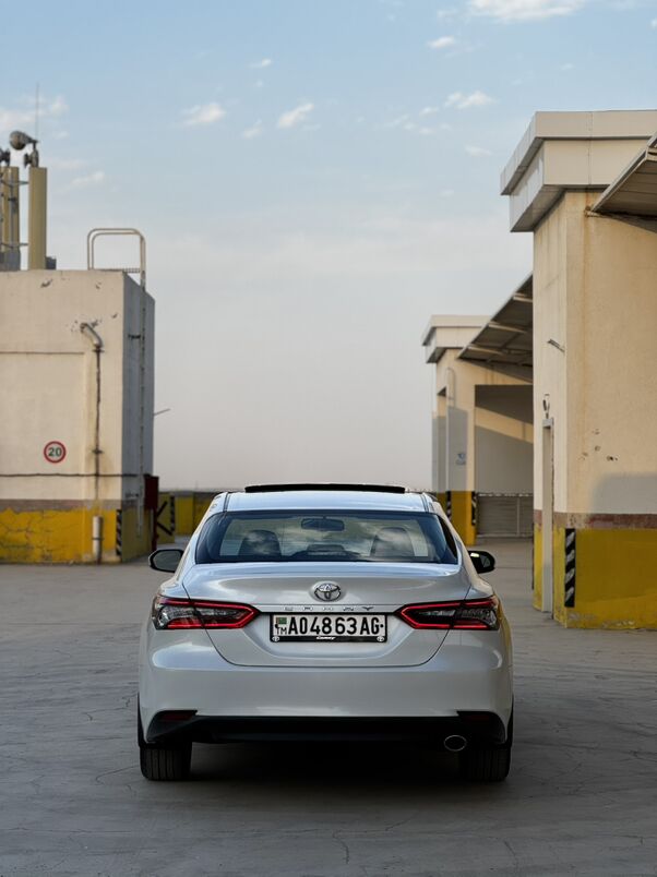 Toyota Camry 2022 - 368 000 TMT - Ашхабад - img 5