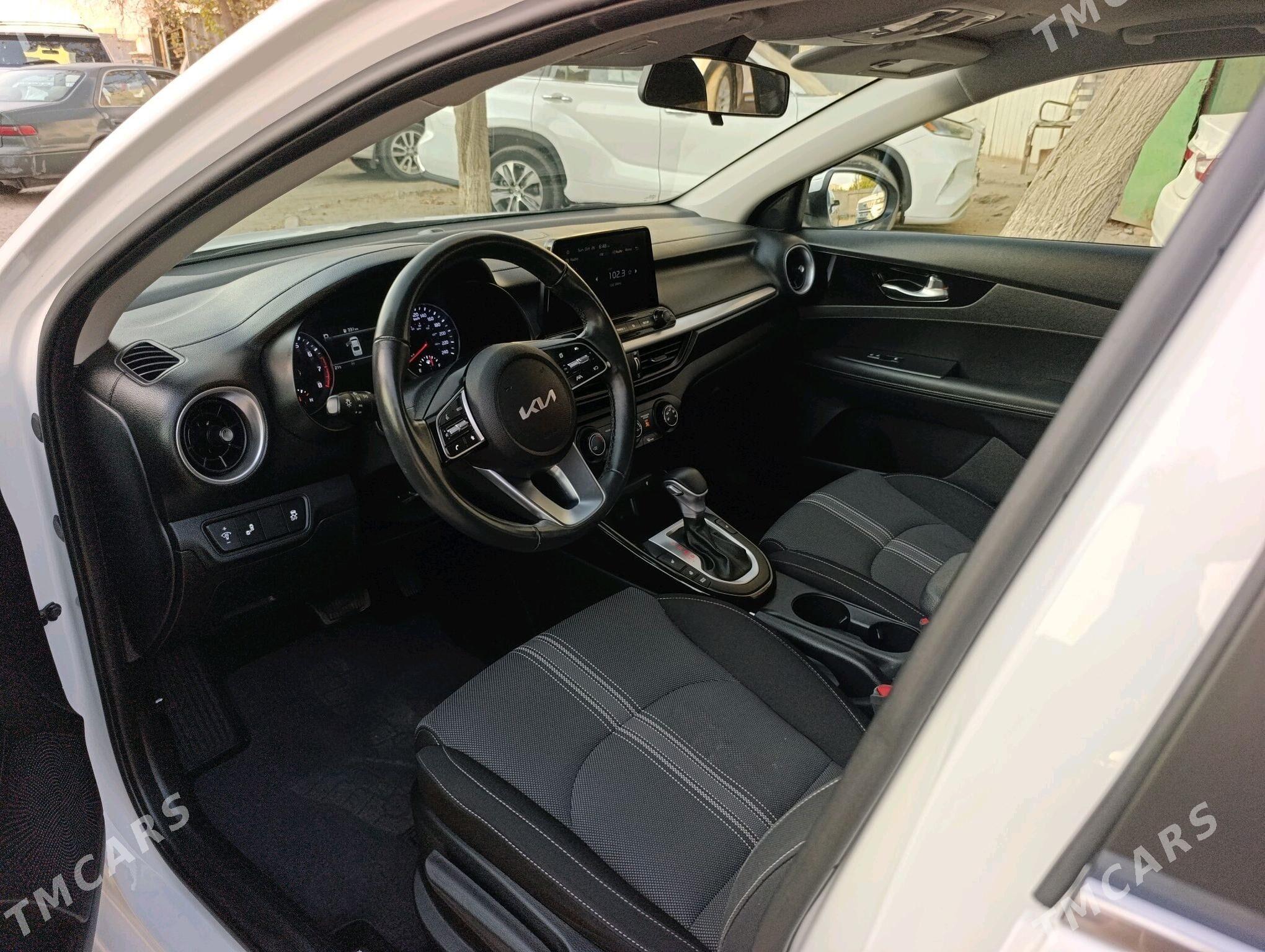 Kia Forte 2022 - 270 000 TMT - Мары - img 1