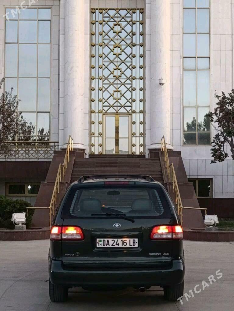Toyota Sienna 2002 - 190 000 TMT - Туркменабат - img 7