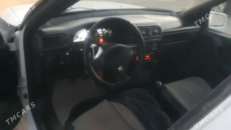 Opel Vectra 1990 - 35 000 TMT - Wekilbazar - img 2