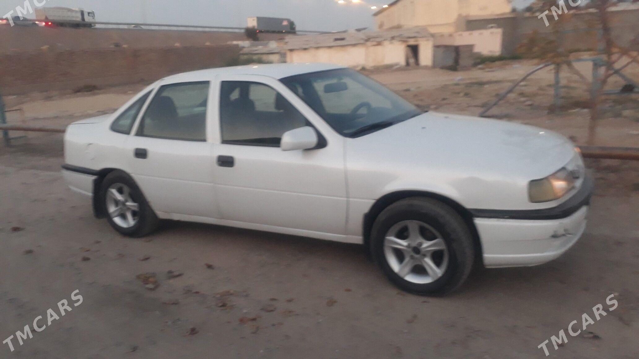 Opel Vectra 1990 - 35 000 TMT - Wekilbazar - img 5