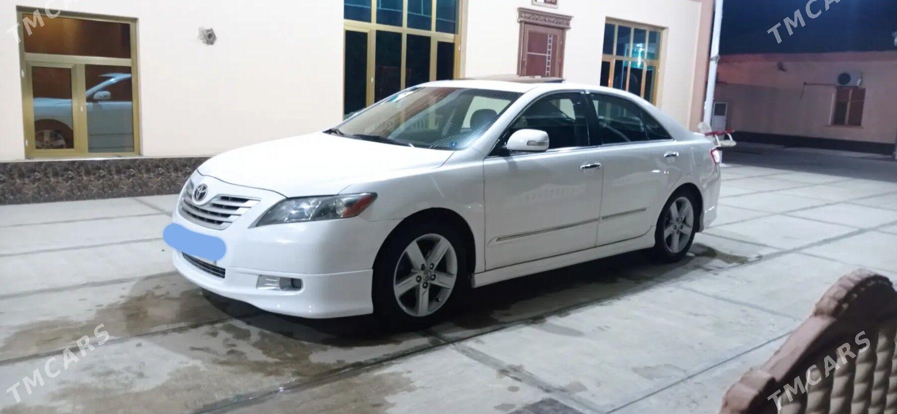 Toyota Camry 2008 - 200 000 TMT - Бахарден - img 2