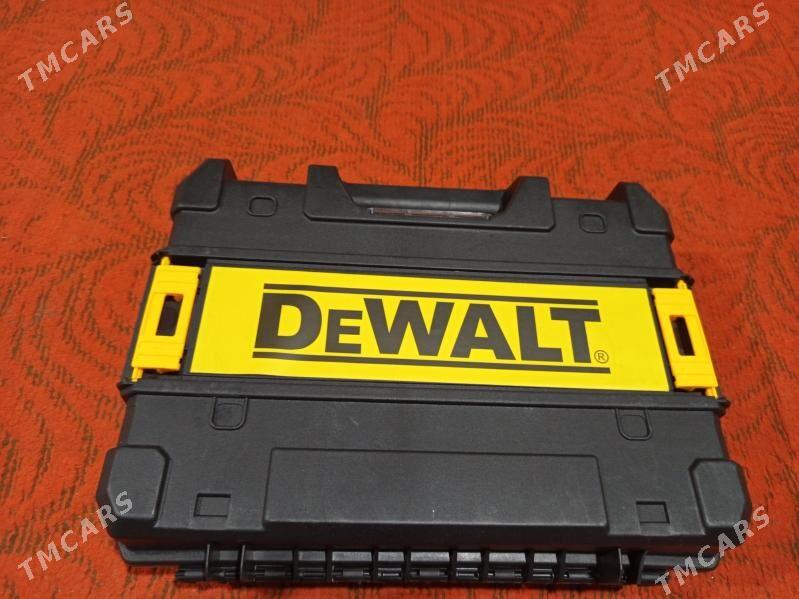 lazer - Gurbansoltan Eje - img 1