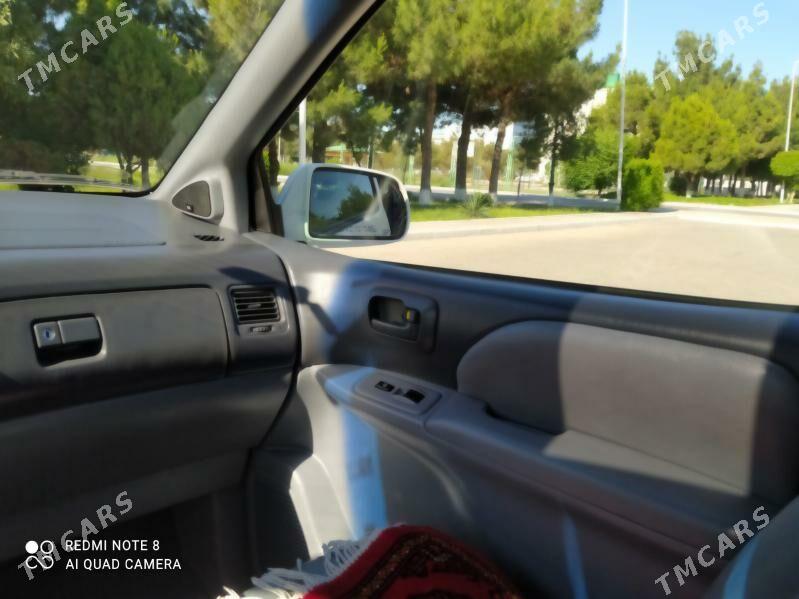 Toyota Sienna 2003 - 270 000 TMT - Türkmenabat - img 10