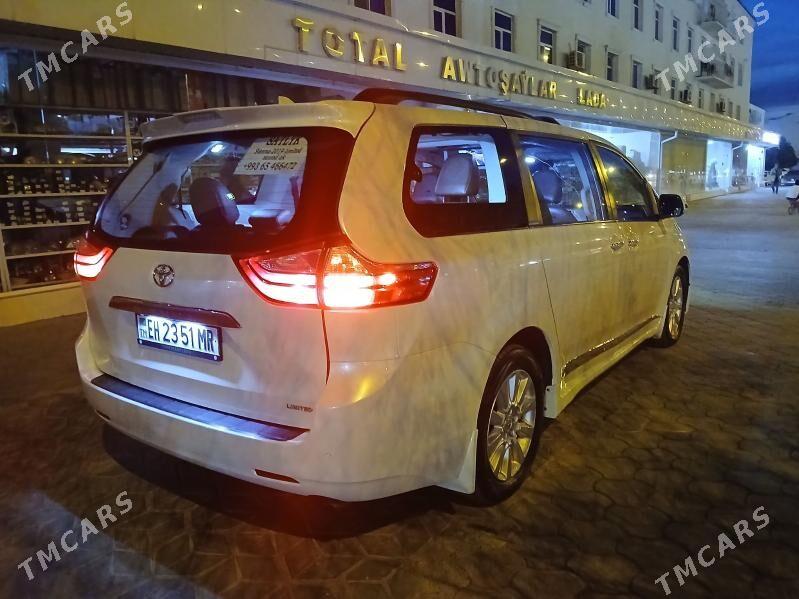 Toyota Sienna 2019 - 480 000 TMT - Туркменабат - img 3