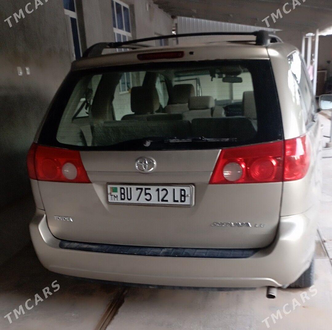 Toyota Sienna 2008 - 225 000 TMT - Dostluk - img 2
