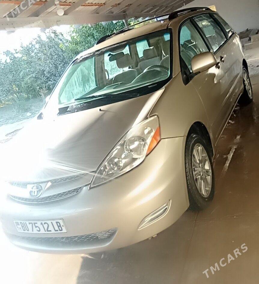 Toyota Sienna 2008 - 225 000 TMT - Dostluk - img 1