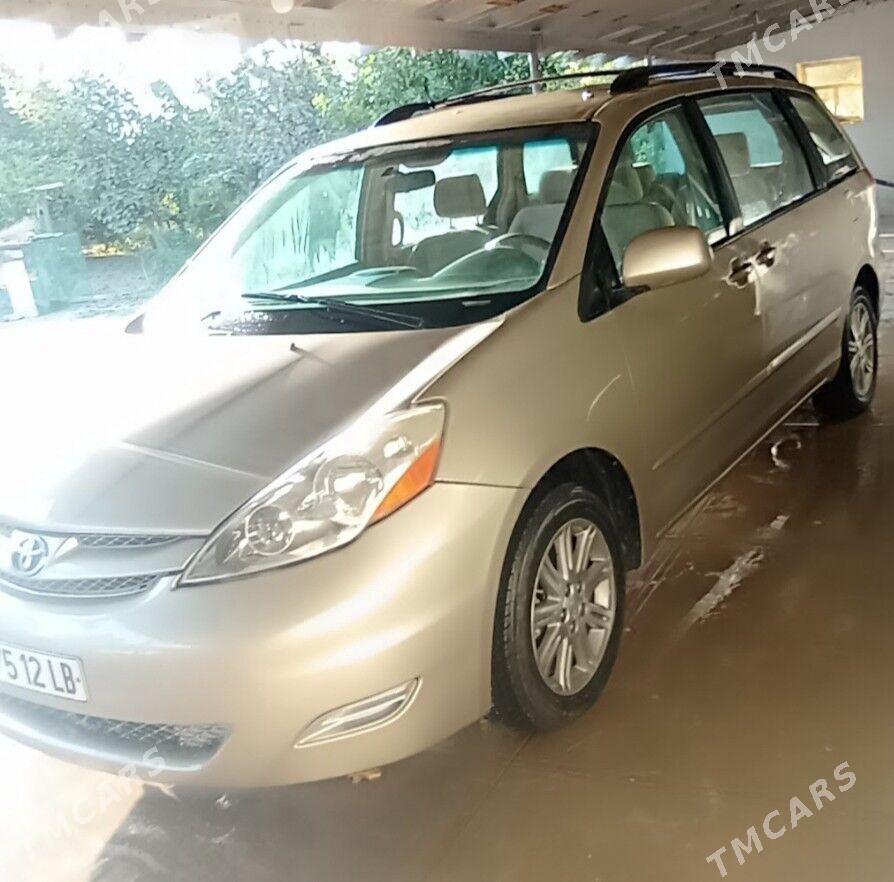 Toyota Sienna 2008 - 225 000 TMT - Dostluk - img 3