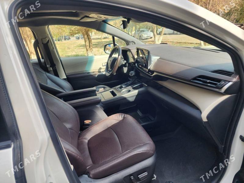 Toyota Sienna 2021 - 500 000 TMT - Мары - img 7