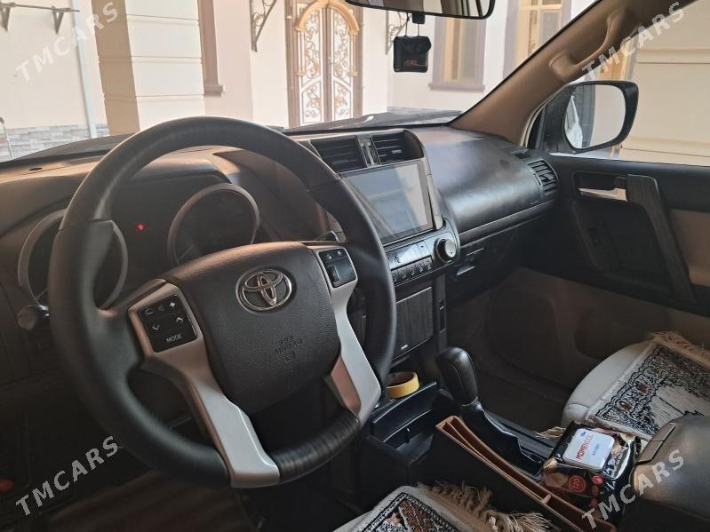 Toyota Land Cruiser Prado 2010 - 500 000 TMT - Туркменабат - img 6