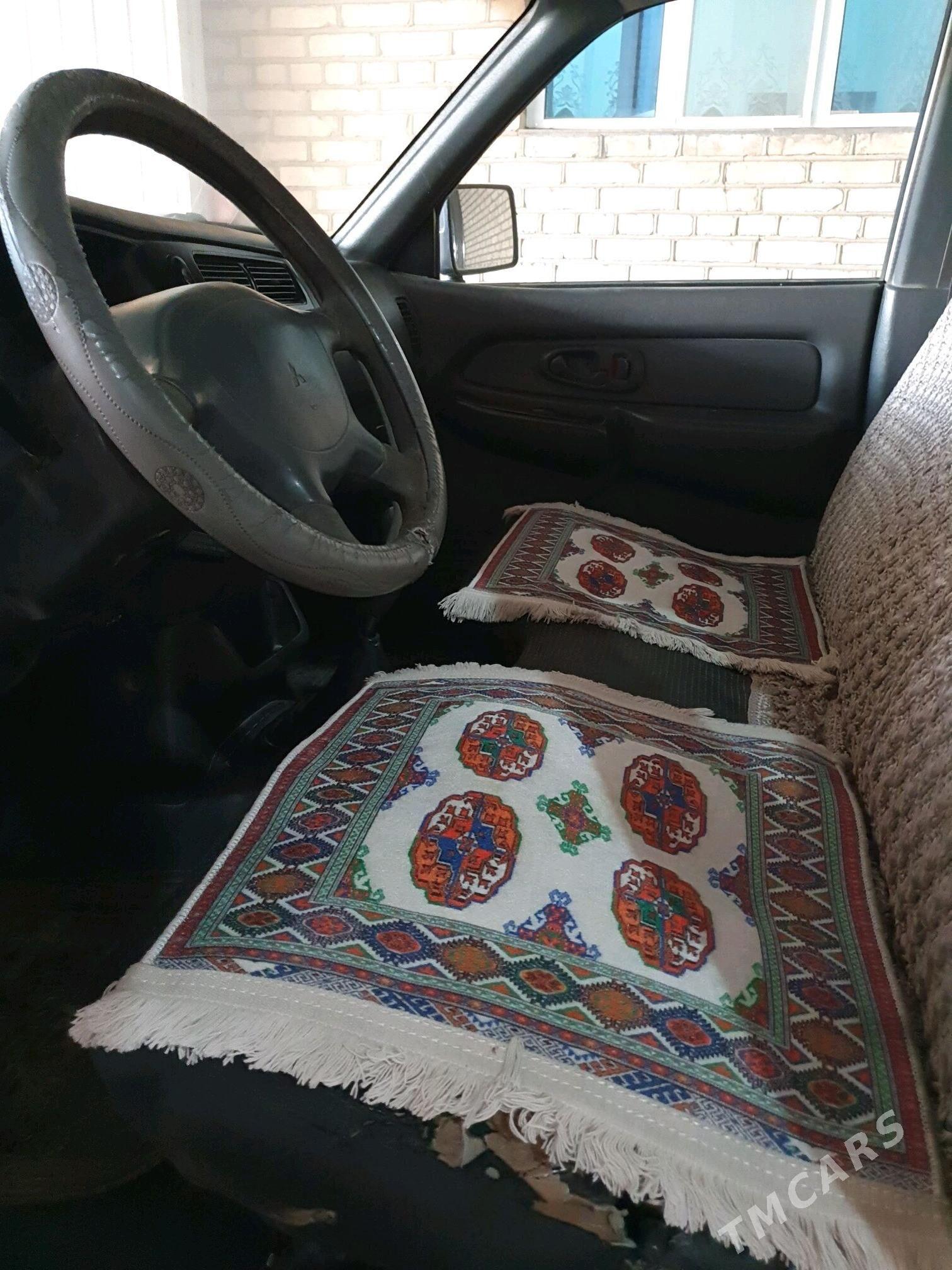 Mitsubishi L200 2002 - 74 000 TMT - Мары - img 3