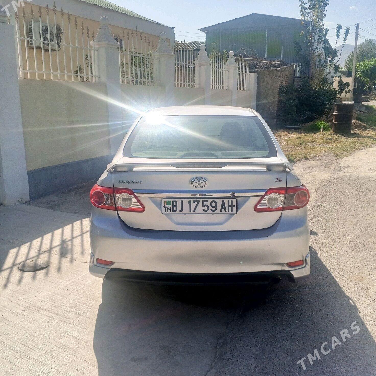Toyota Corolla 2011 - 155 000 TMT - Aşgabat - img 4