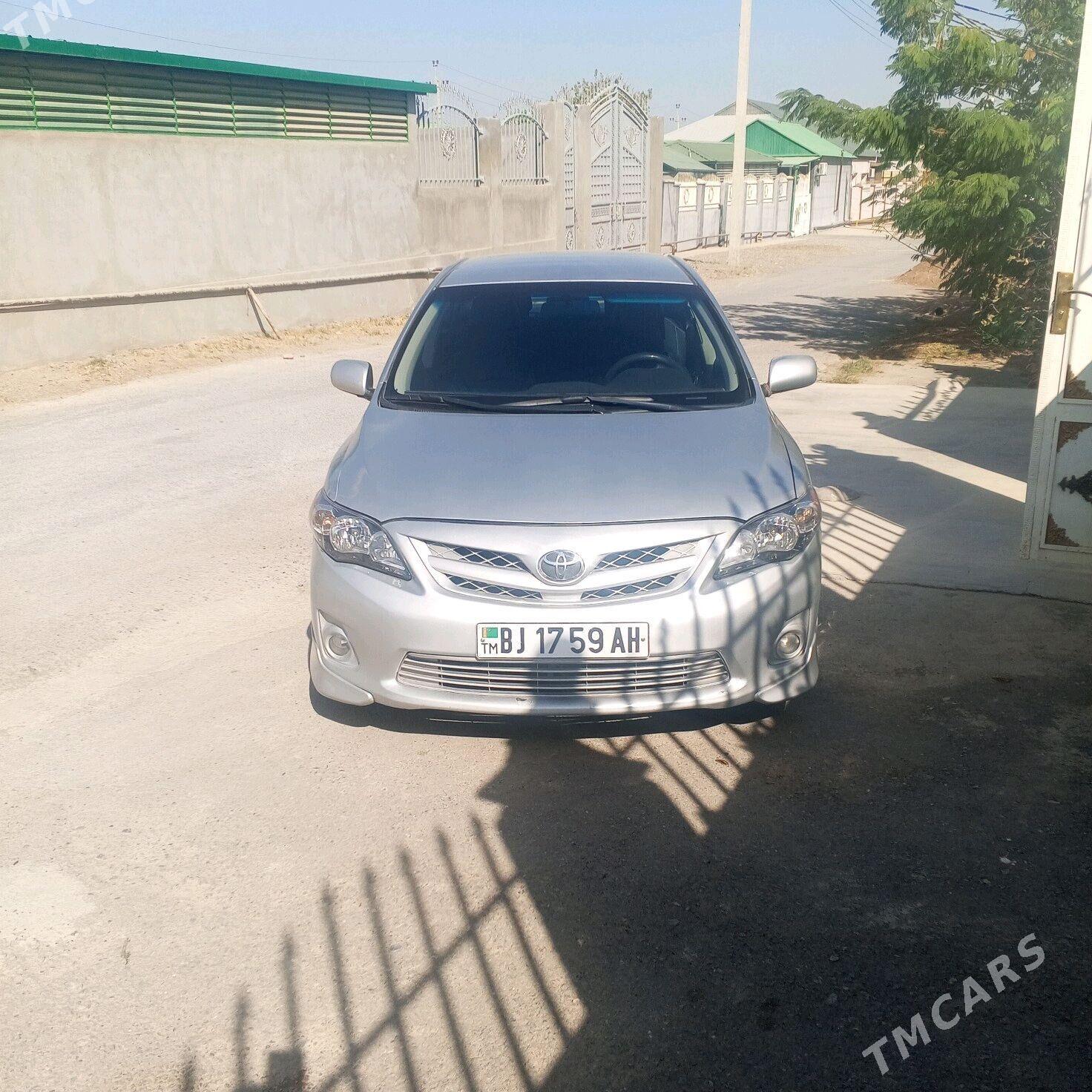 Toyota Corolla 2011 - 155 000 TMT - Aşgabat - img 2
