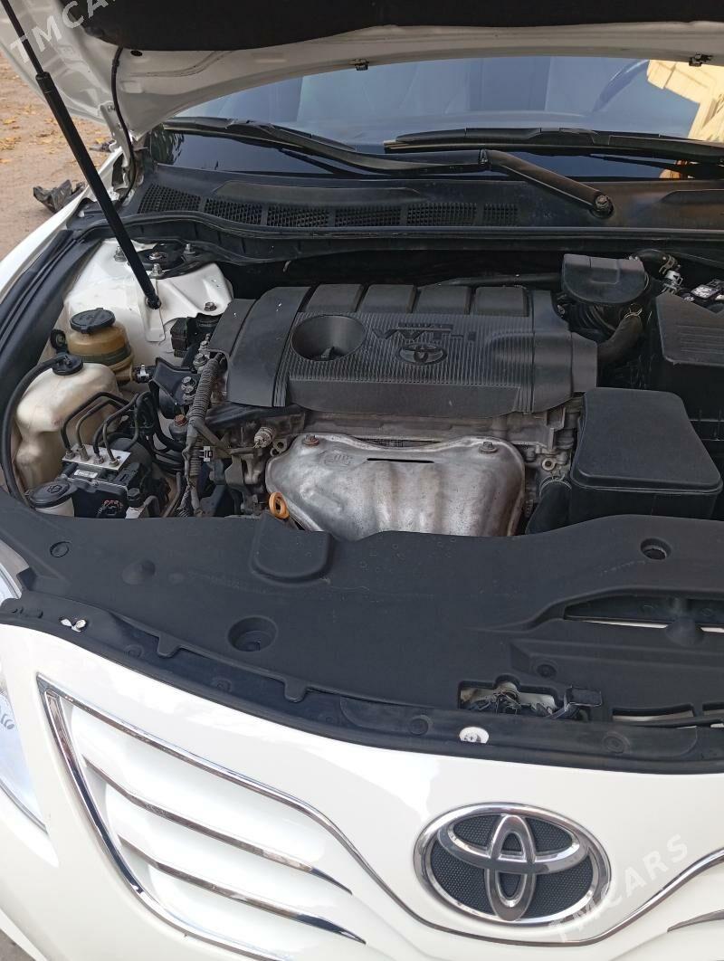Toyota Camry 2011 - 225 000 TMT - Дашогуз - img 8