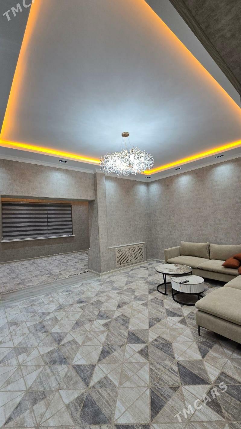 Элитка Аэропорт 1эт 3ком 171м² - Daşoguz - img 4