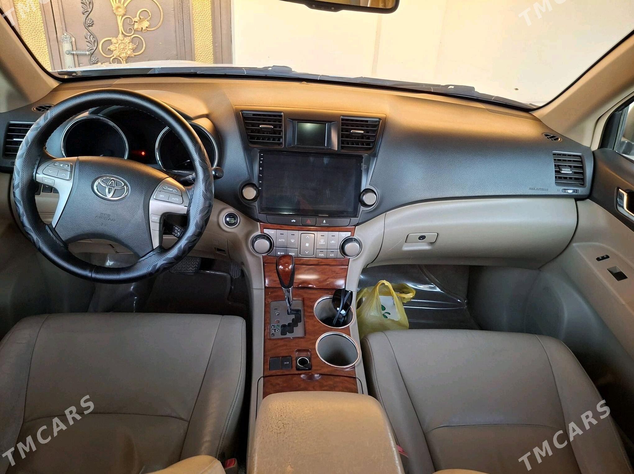 Toyota Highlander 2008 - 282 000 TMT - Дашогуз - img 4