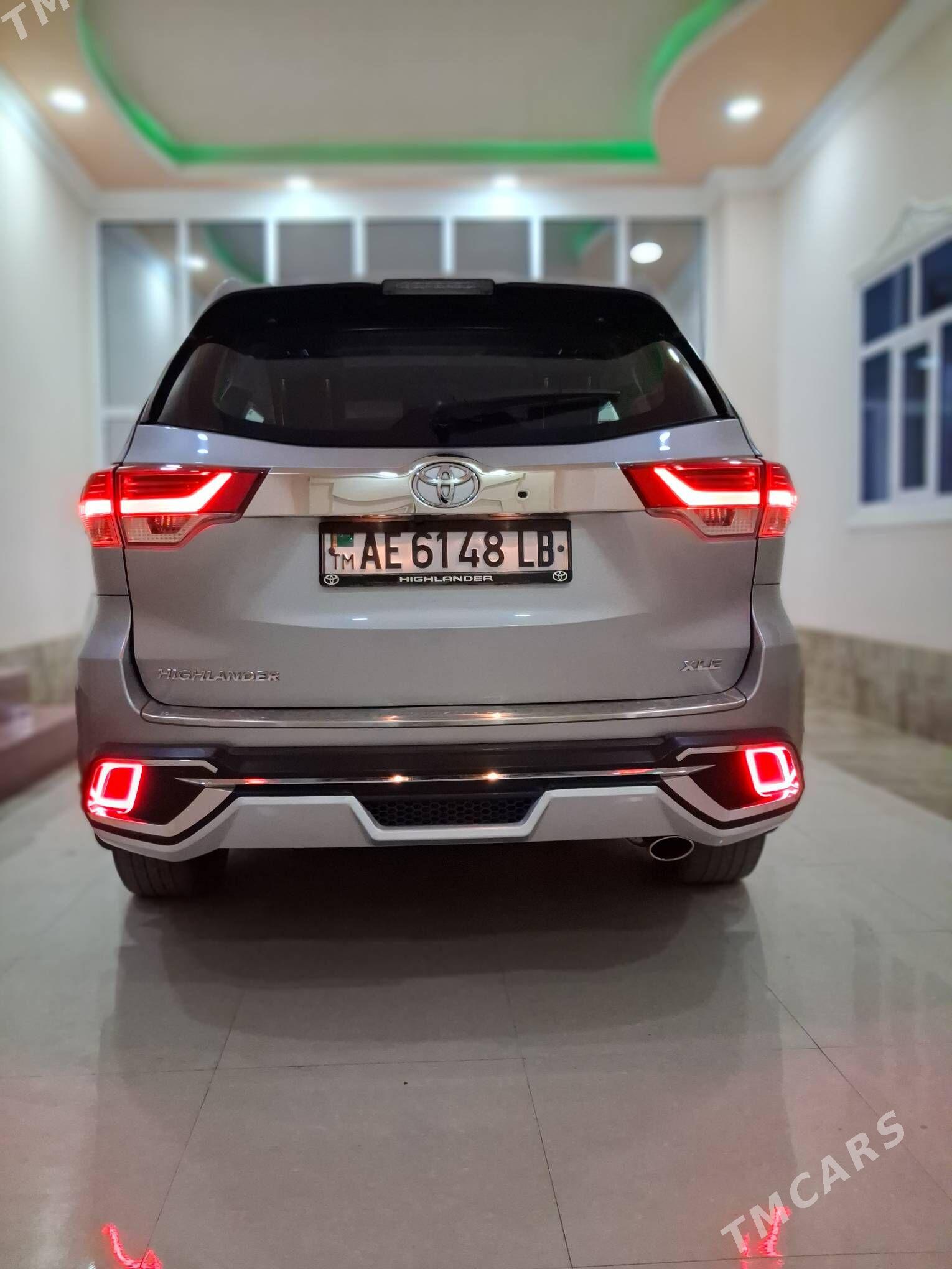 Toyota Highlander 2020 - 560 000 TMT - Чарджоу - img 6
