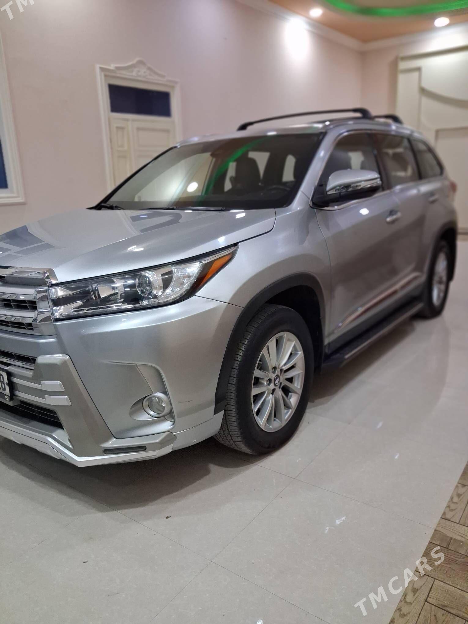 Toyota Highlander 2020 - 560 000 TMT - Чарджоу - img 4