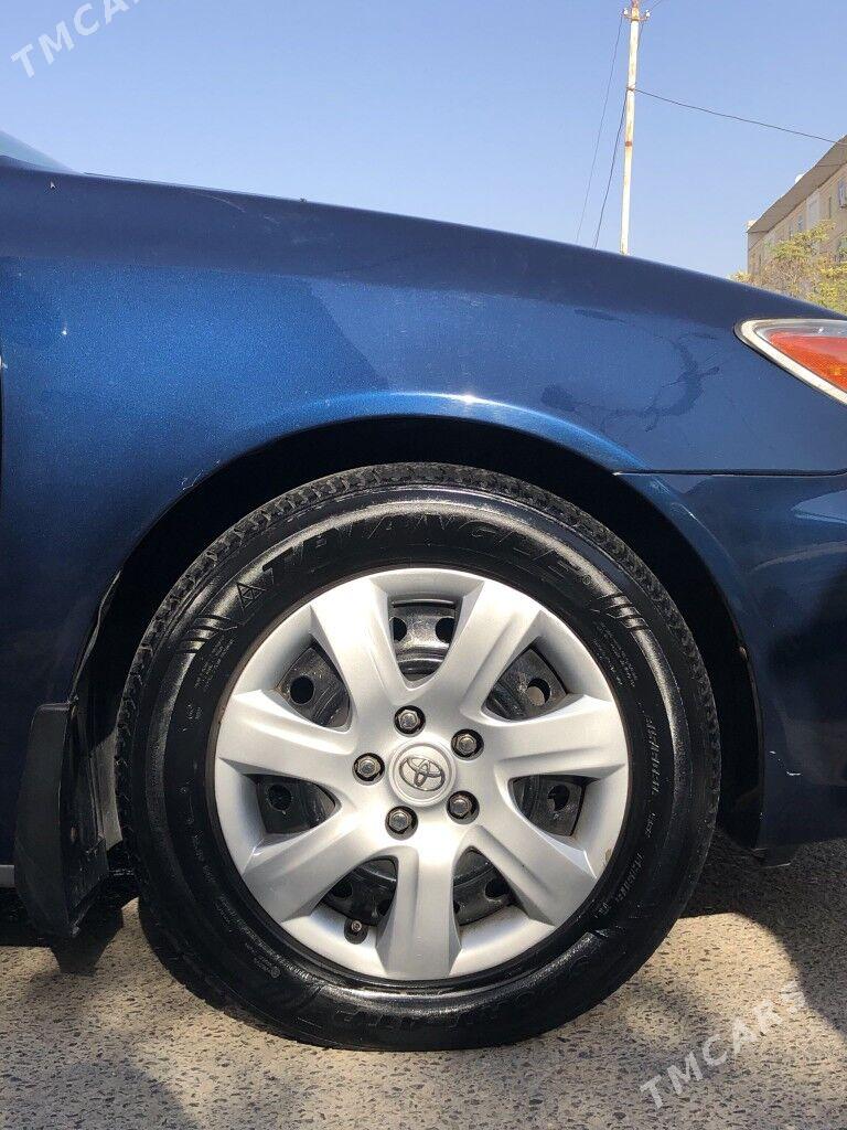 Toyota Camry 2005 - 200 000 TMT - Байрамали - img 1