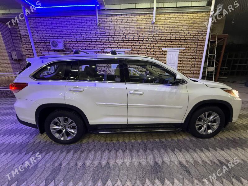 Toyota Highlander 2019 - 420 000 TMT - Мары - img 6