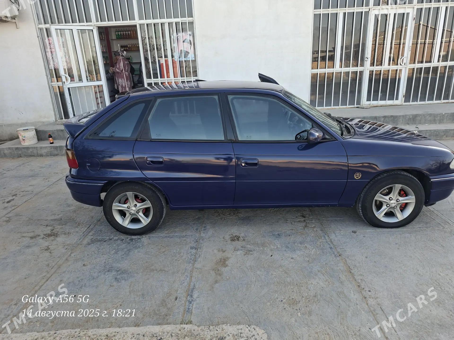 Opel Astra 1996 - 55 000 TMT - Туркменабат - img 1