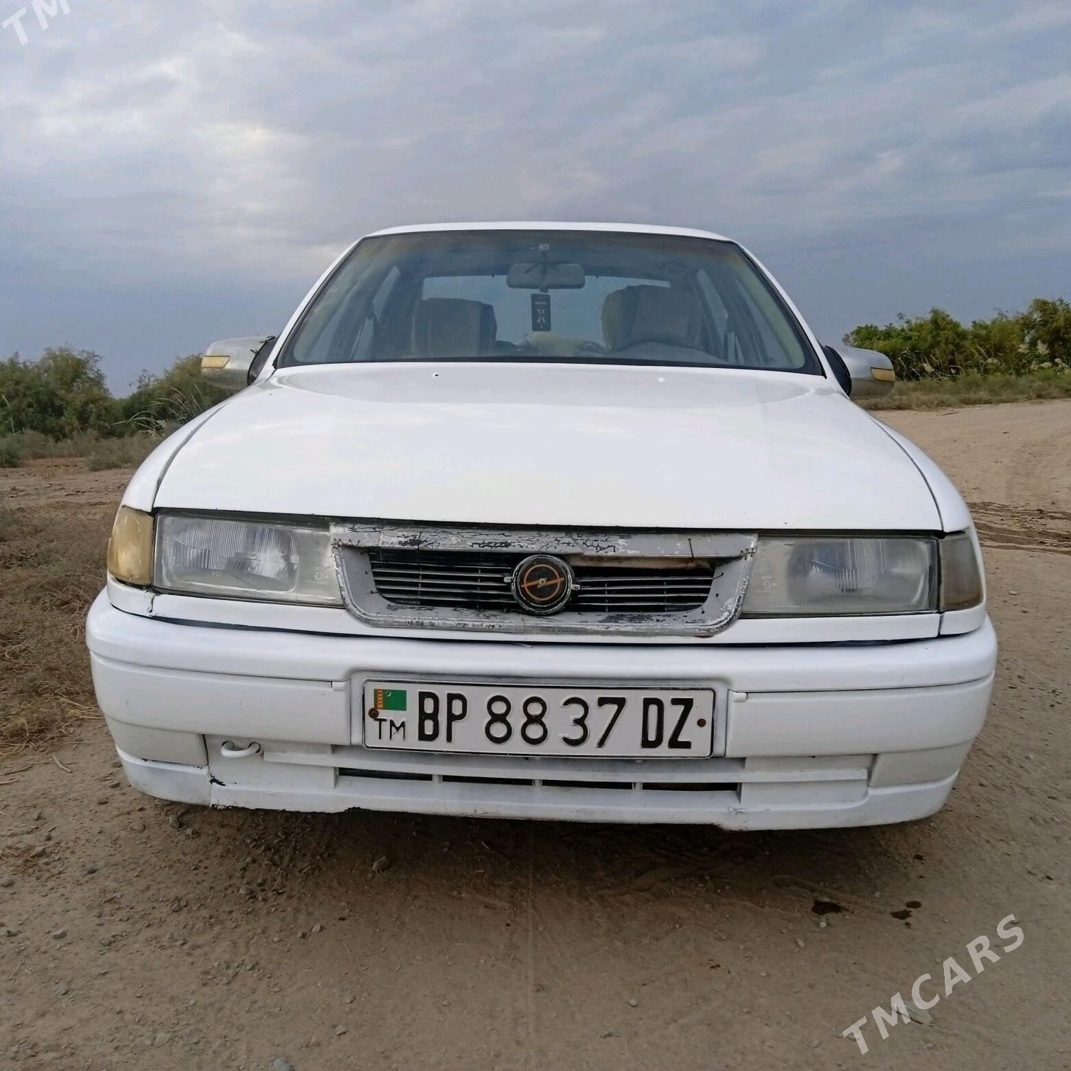 Opel Vectra 1990 - 30 000 TMT - Ruhubelent etraby - img 4