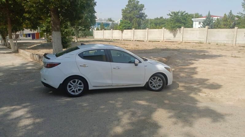 Toyota Yaris iA 2018 - 160 000 TMT - Çoganly - img 4