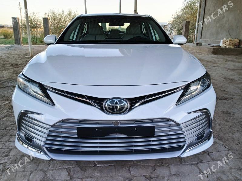 Toyota Camry 2021 - 310 000 TMT - Мургап - img 4