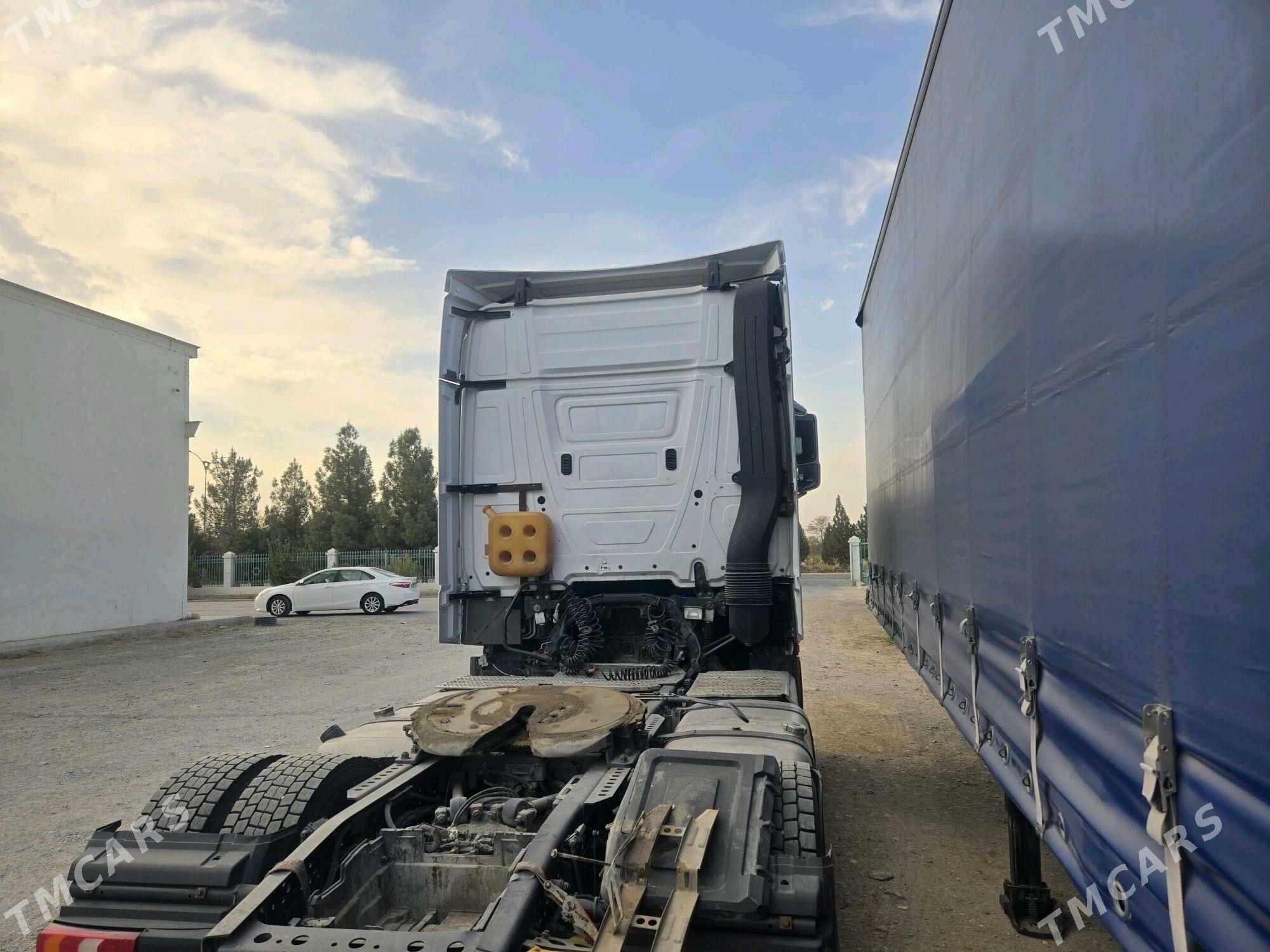 Mercedes-Benz ACTROS 3331 2014 - 1 000 000 TMT - Änew - img 3