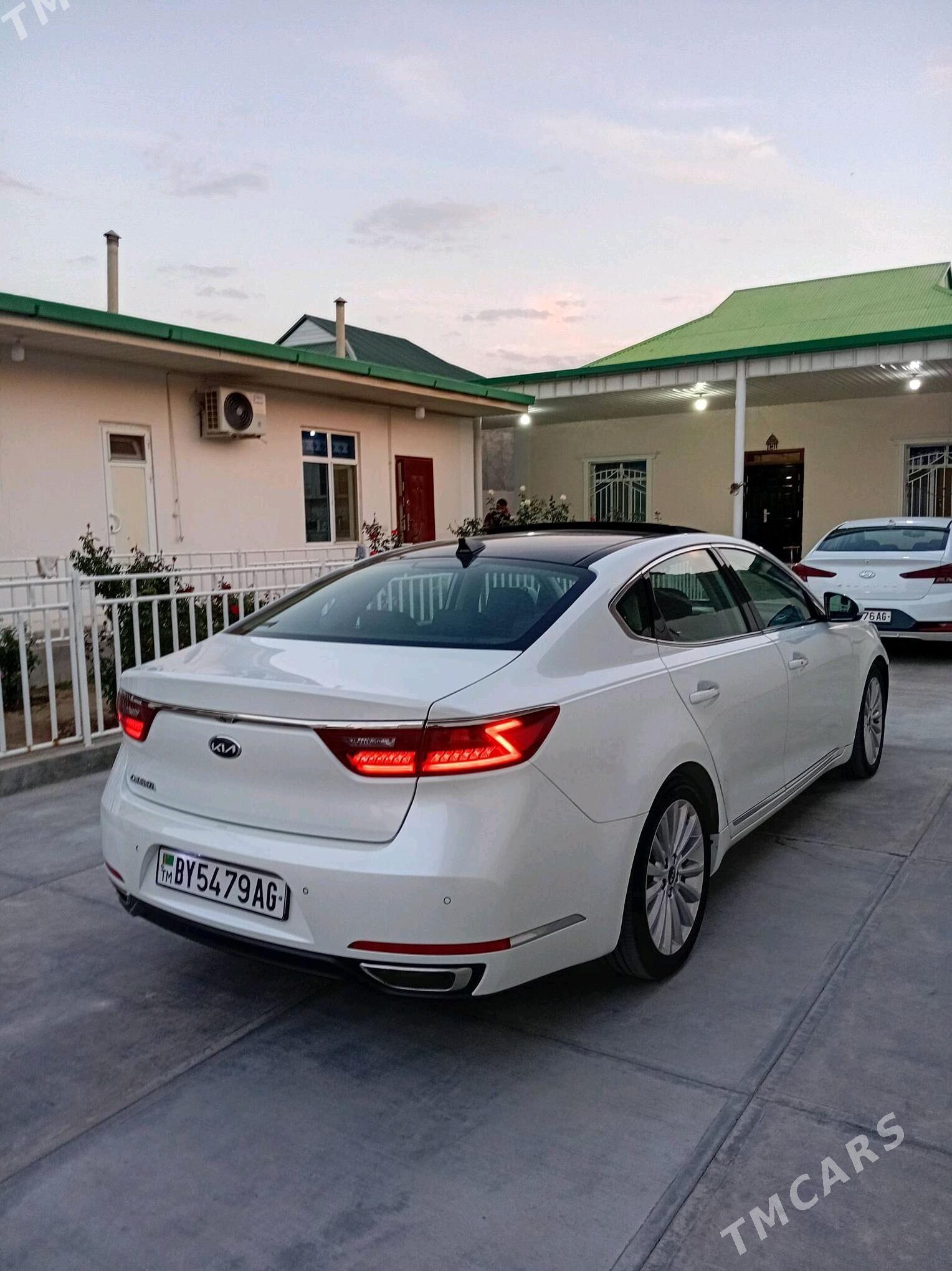 Kia Cadenza 2017 - 270 000 TMT - Ашхабад - img 3