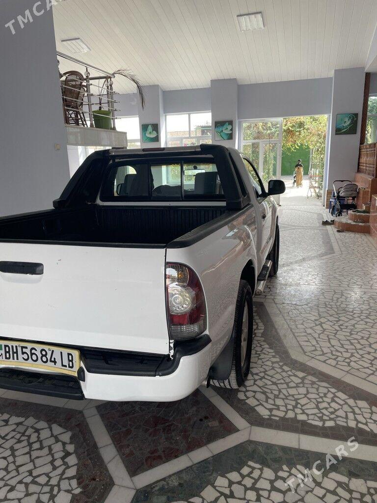 Toyota Tacoma 2008 - 165 000 TMT - Туркменабат - img 2