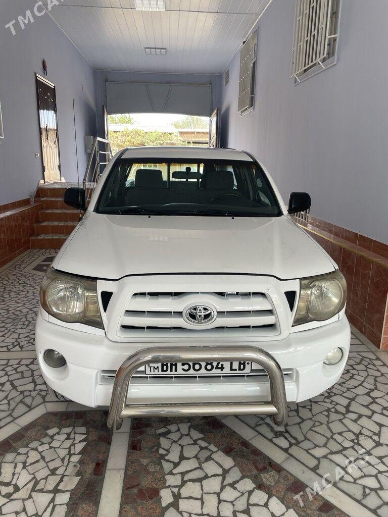 Toyota Tacoma 2008 - 165 000 TMT - Туркменабат - img 5