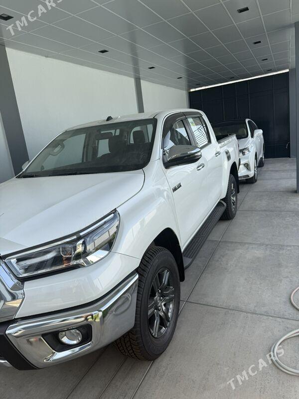 Toyota Hilux 2025 - 668 000 TMT - Aşgabat - img 1