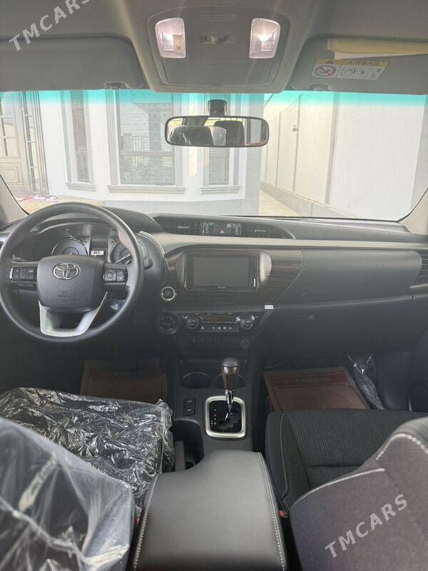 Toyota Hilux 2025 - 668 000 TMT - Aşgabat - img 5