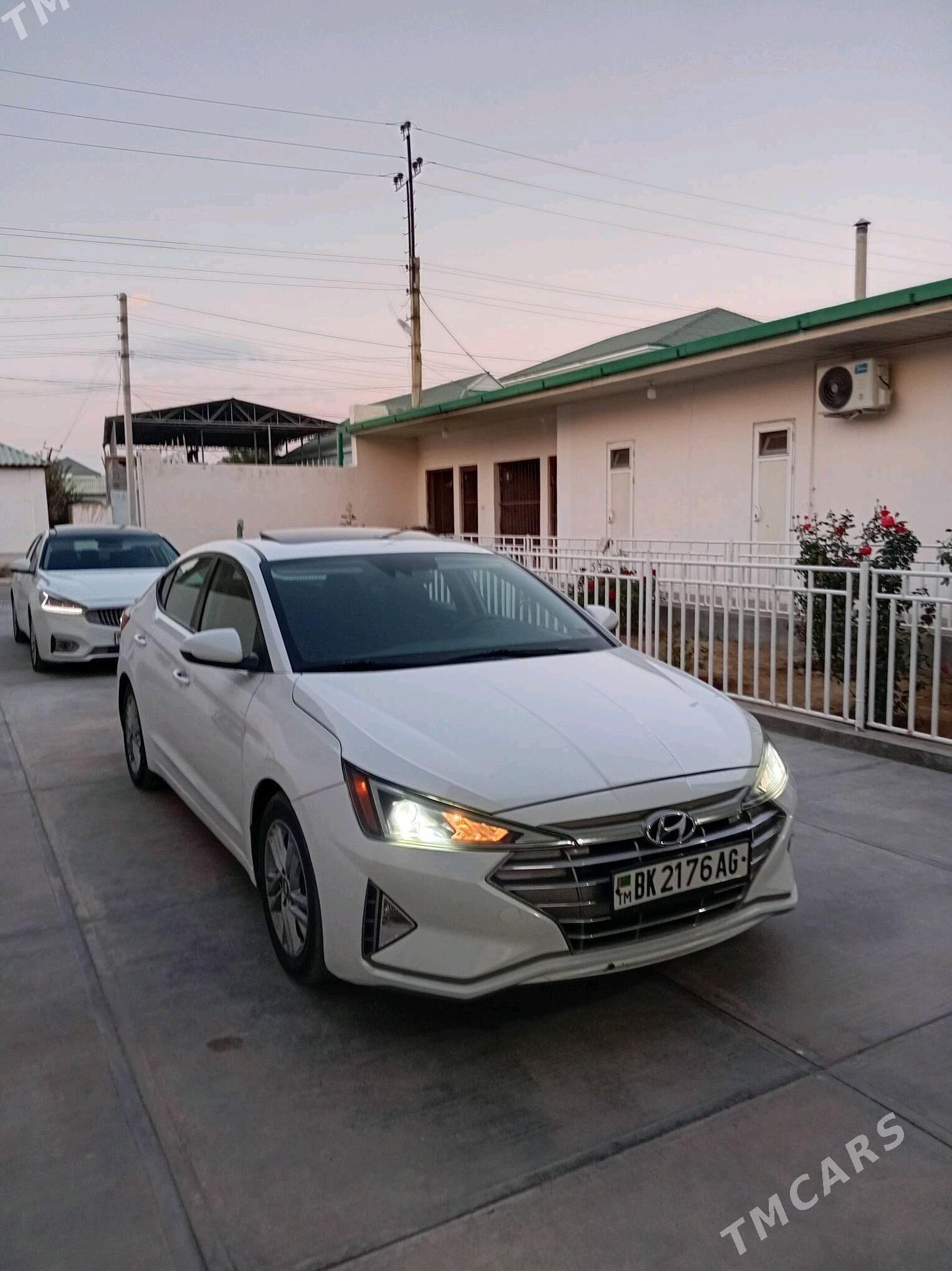 Hyundai Elantra 2020 - 230 000 TMT - Aşgabat - img 5