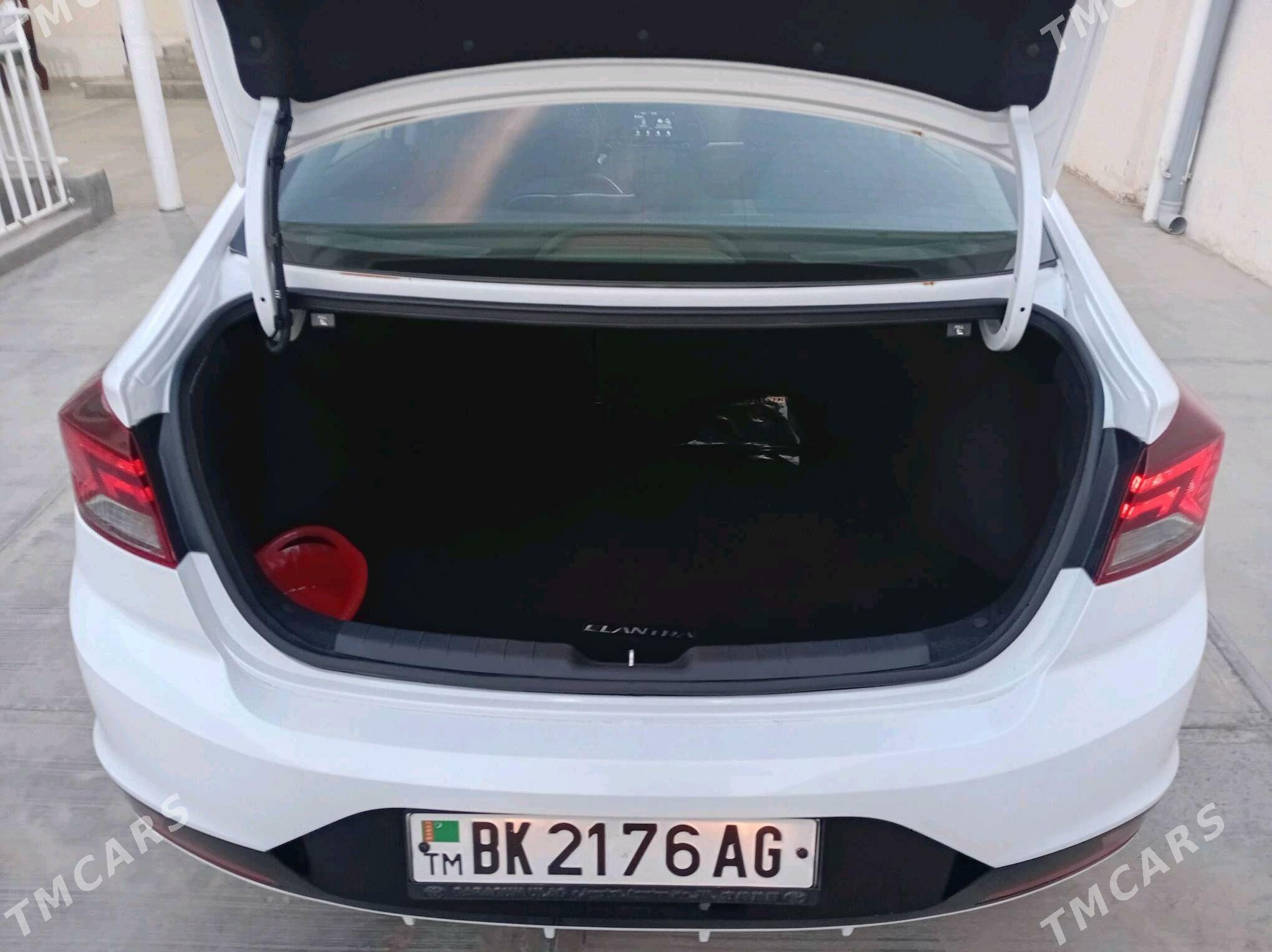 Hyundai Elantra 2020 - 230 000 TMT - Aşgabat - img 1