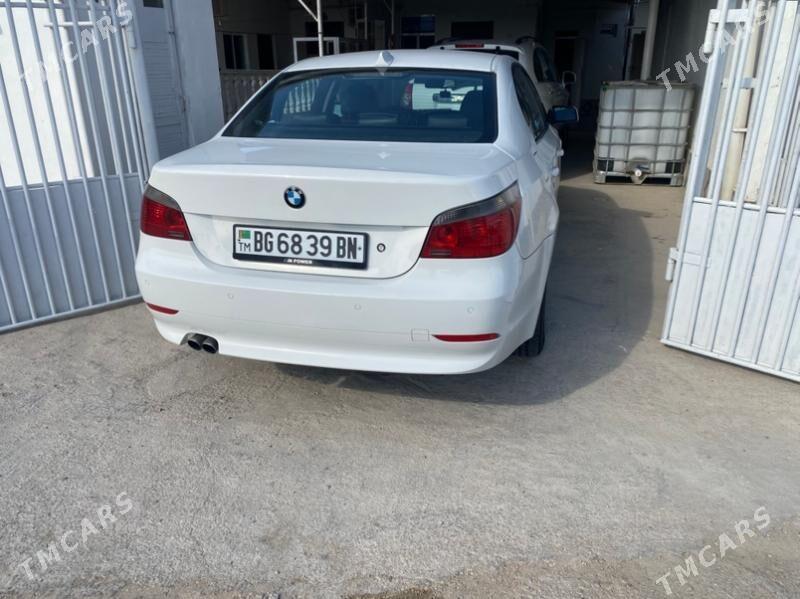 BMW E60 2007 - 155 000 TMT - Балканабат - img 4