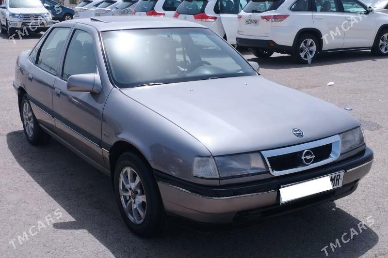 Opel Vectra 1990 - 29 000 TMT - Мары - img 3