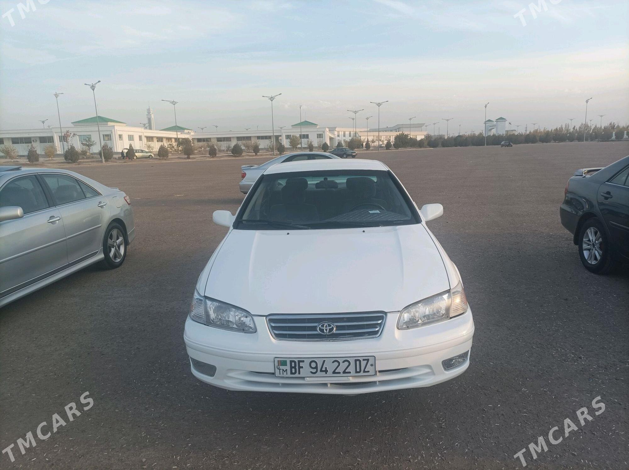 Toyota Camry 1998 - 115 000 TMT - Дашогуз - img 4