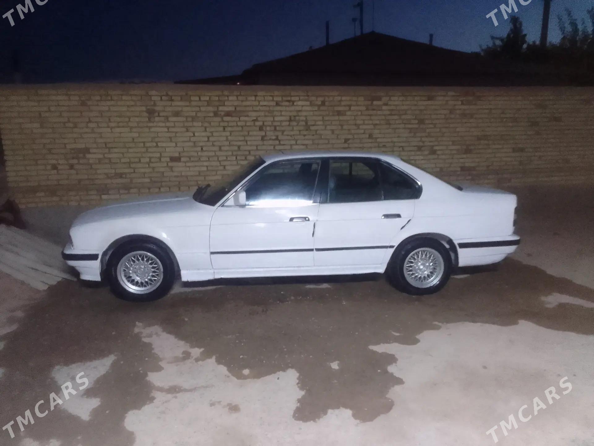BMW 525 1990 - 65 000 TMT - Babadaýhan - img 3