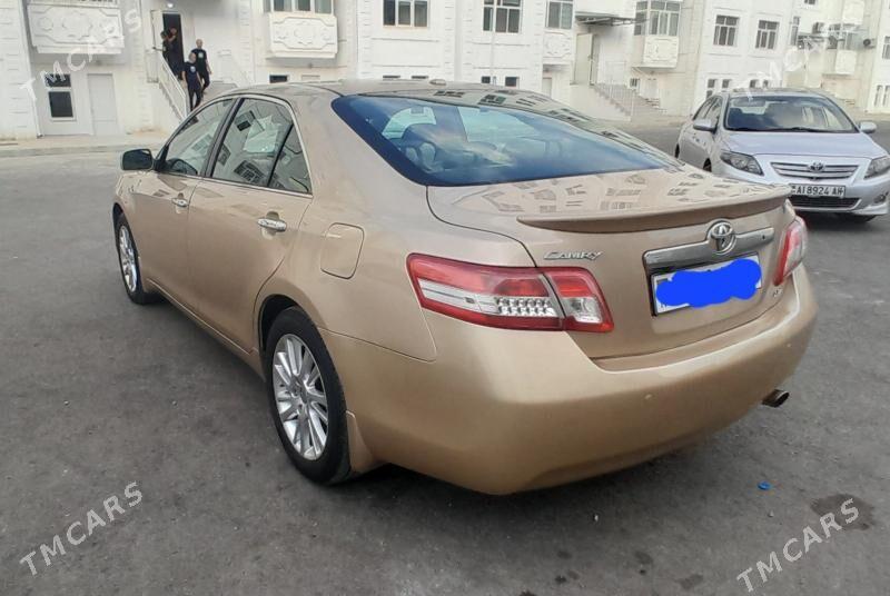 Toyota Camry 2010 - 230 000 TMT - Анев - img 3