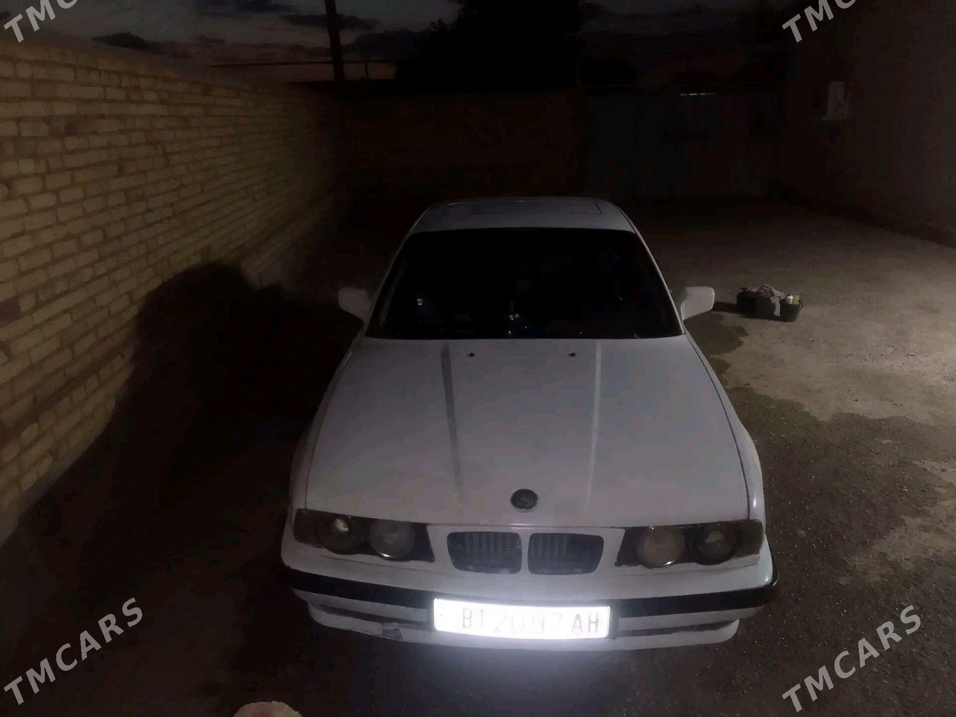 BMW 525 1990 - 65 000 TMT - Babadaýhan - img 6