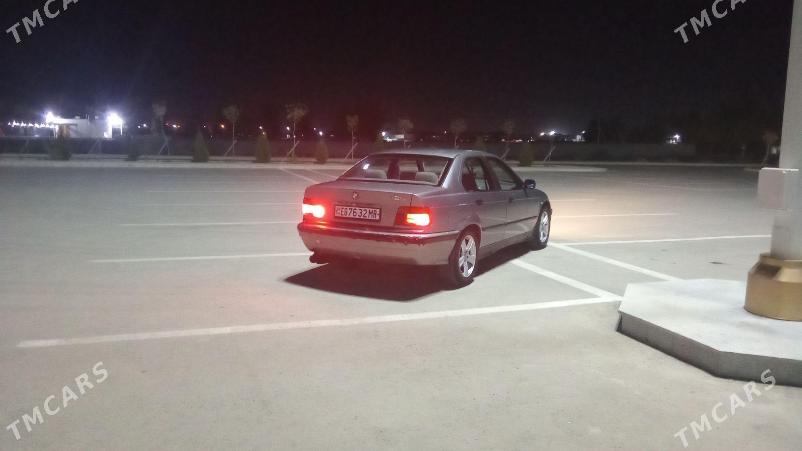 BMW 3 Series 1991 - 42 000 TMT - Şatlyk - img 4