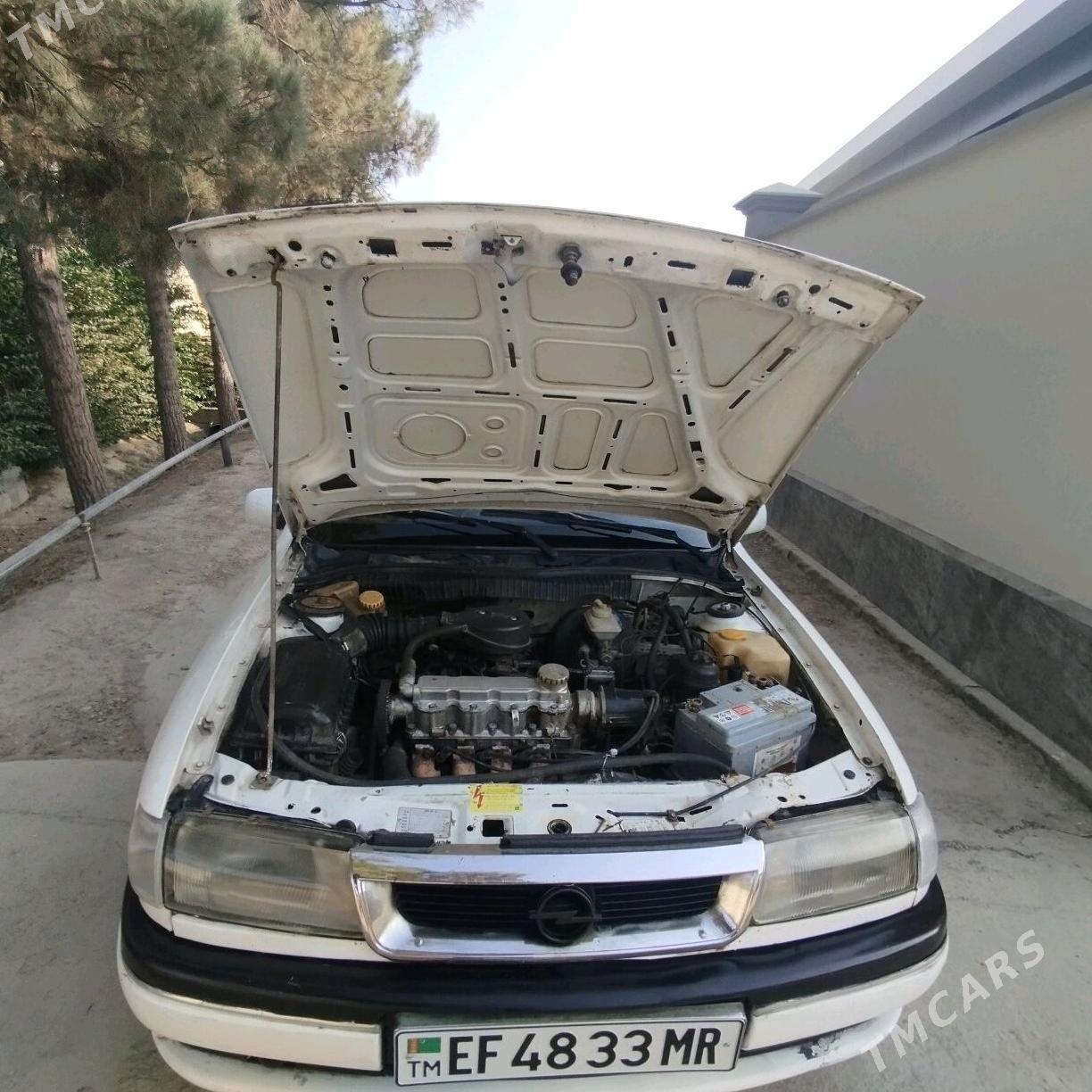 Opel Vectra 1995 - 27 000 TMT - Mary - img 2