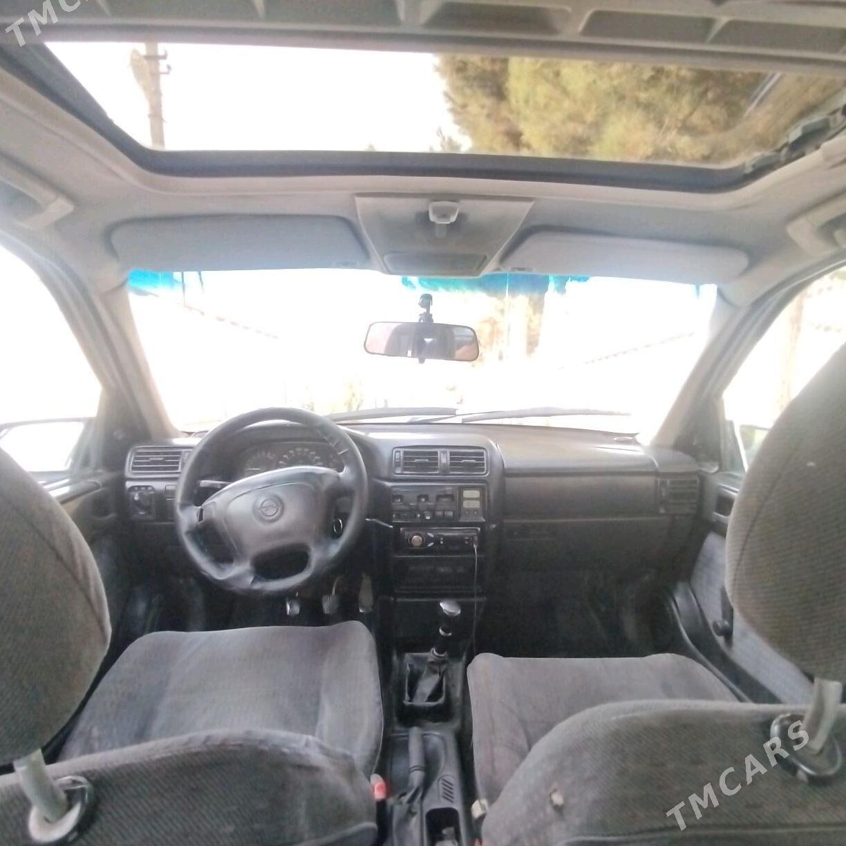 Opel Vectra 1995 - 27 000 TMT - Mary - img 6