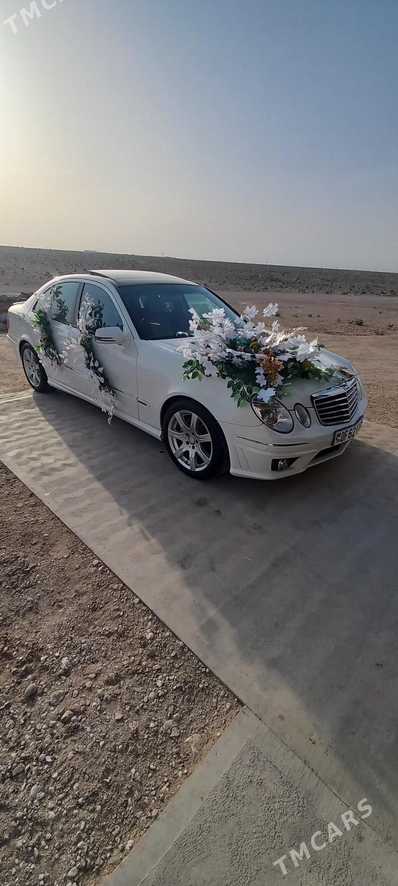 Mercedes-Benz E500 2006 - 200 000 TMT - Gumdag - img 7