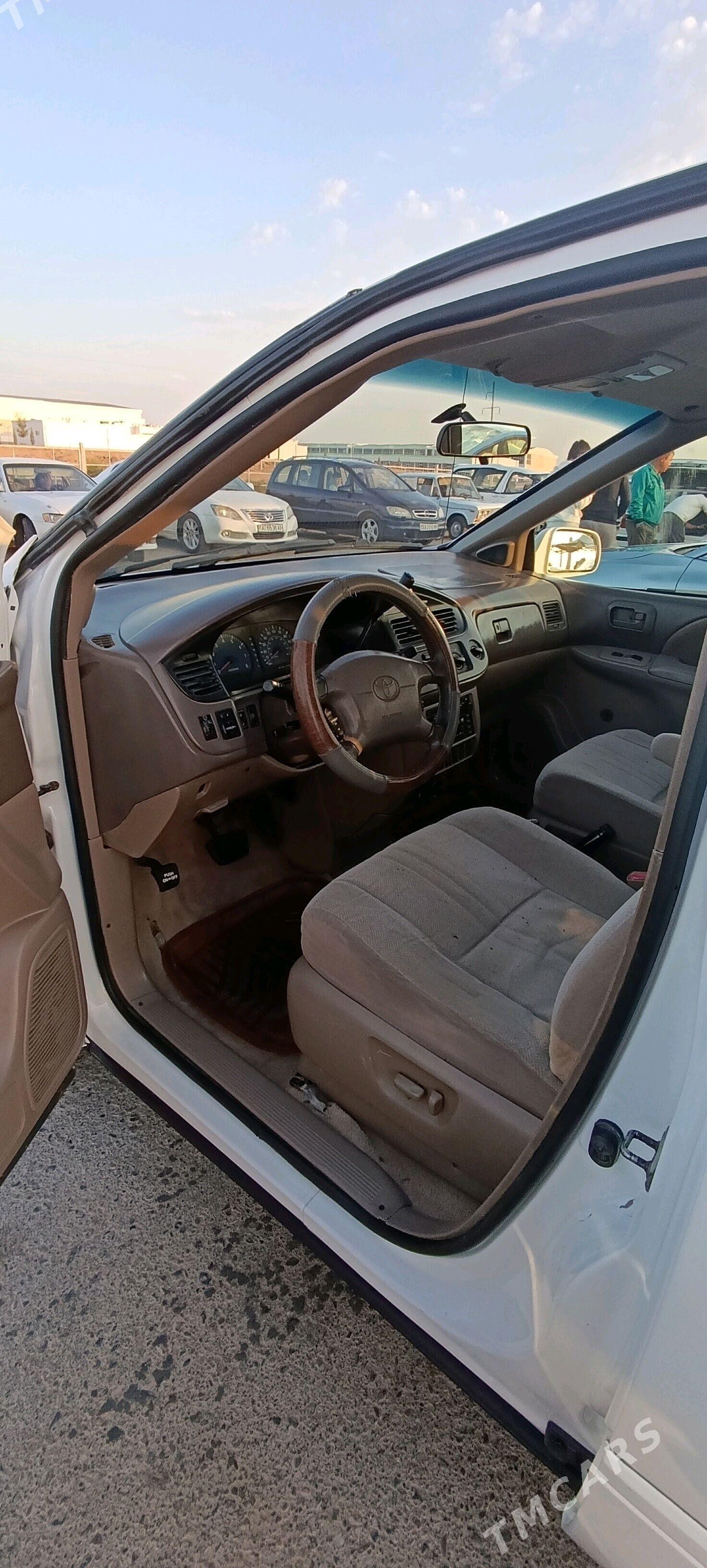 Toyota Sienna 2003 - 170 000 TMT - Векильбазар - img 6
