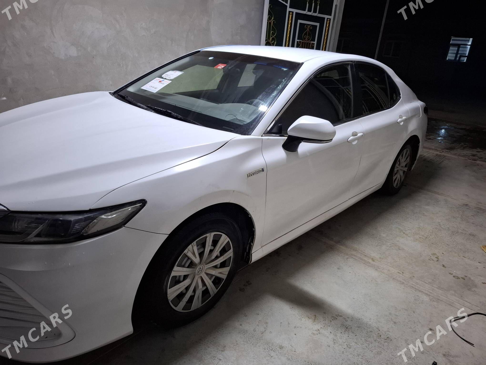 Toyota Camry 2021 - 210 000 TMT - Саят - img 1